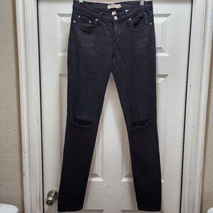 Judy Blue Women’s 9 Black Jeans Holes Knees Stretch Style 8326 Made In USA